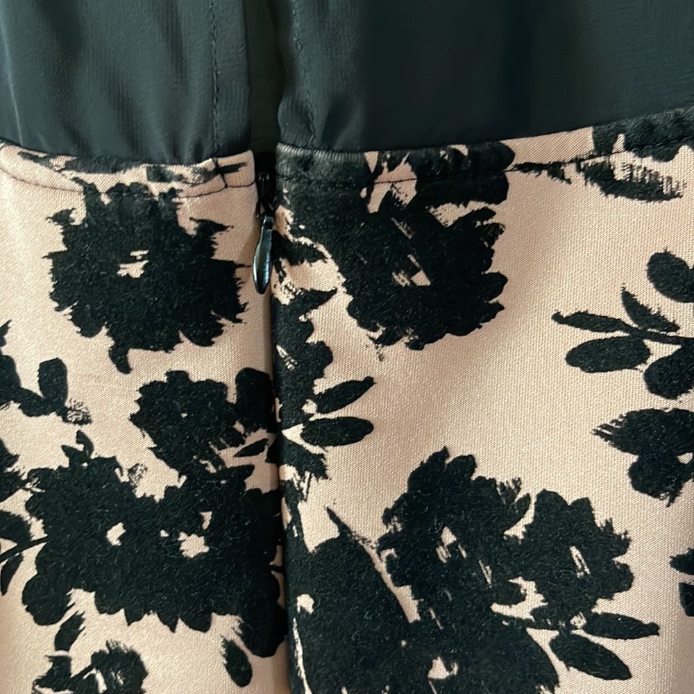 PINK AND BLACK DRESS WITH BLACK FLORAL PRINT SIZE 12 ENFOCUS STUDIO - Picture 4 of 8